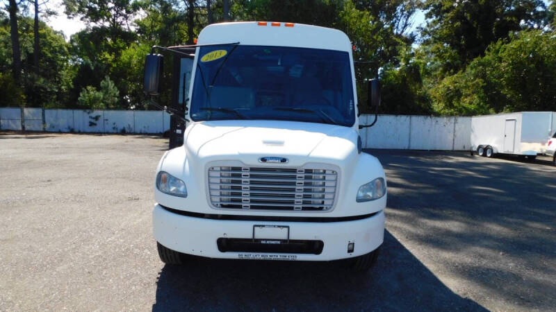 2013 Freightliner B2 Chassis