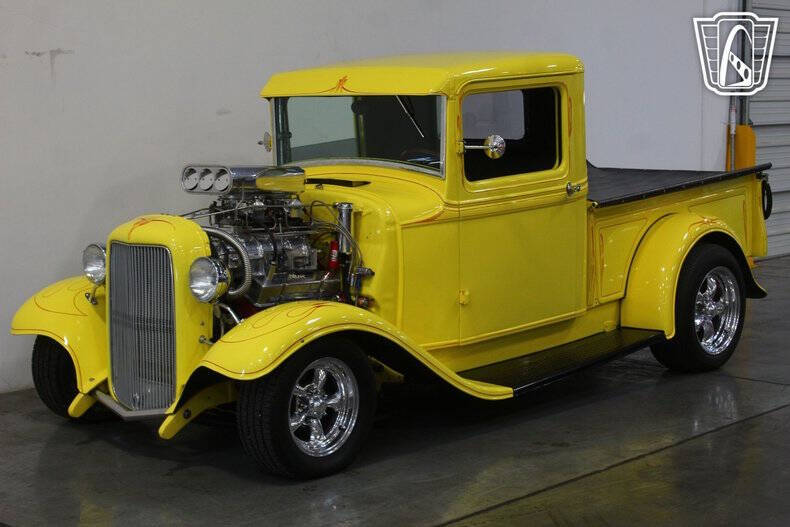 1932 Ford F-100
