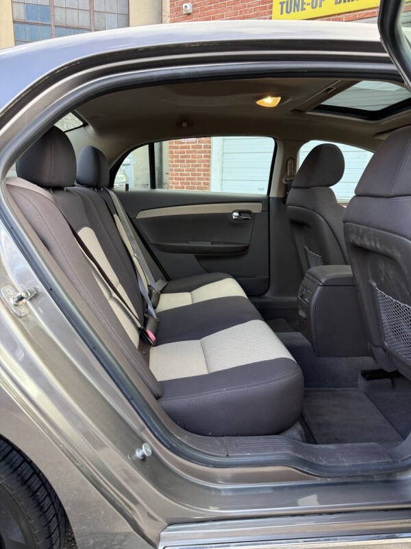 2011 Chevrolet Malibu LT