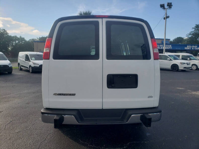 2020 Chevrolet Express 2500