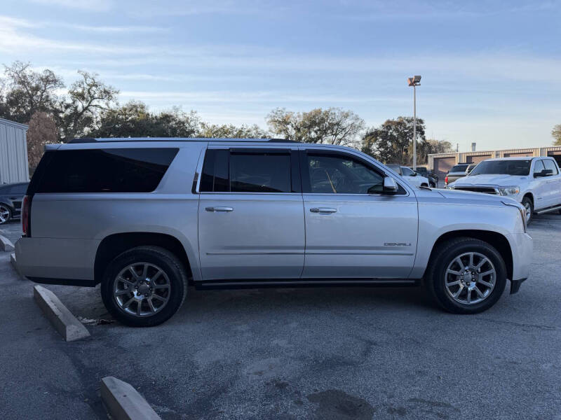 2016 GMC Yukon XL Denali
