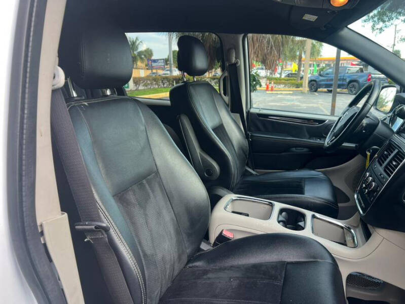 2017 Dodge Grand Caravan SXT