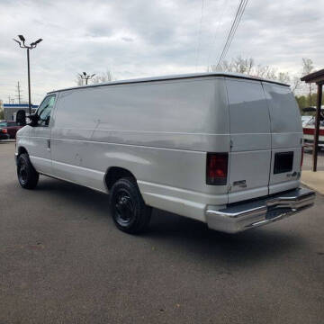 2014 Ford E-Series E-150