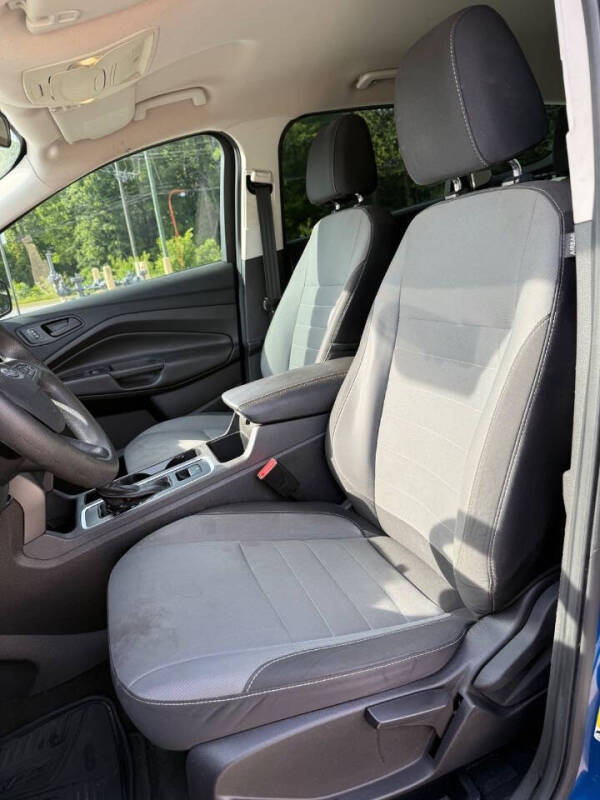 2017 Ford Escape S
