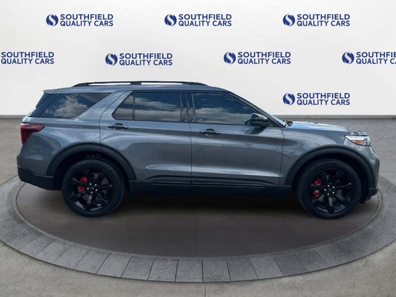 2021 Ford Explorer ST