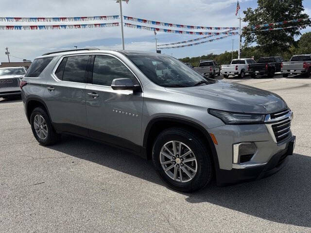 2023 Chevrolet Traverse LT Cloth