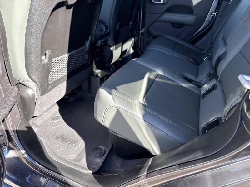 2026 Jeep Gladiator Mojave X