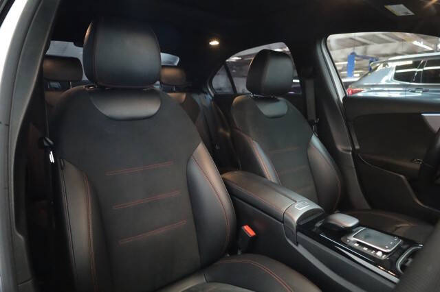 2022 Mercedes-Benz A-Class A 220