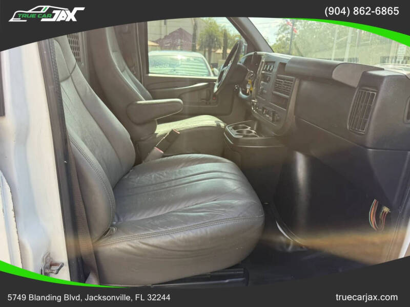2011 Chevrolet Express 2500