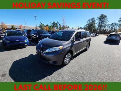 2017 Toyota Sienna LE 7-Passenger