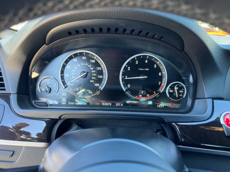 2016 BMW 5 Series 528i