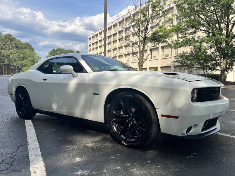 2017 Dodge Challenger R/T Plus Shaker
