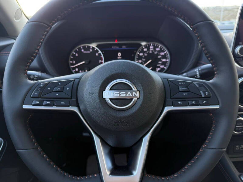 2025 Nissan Sentra SR