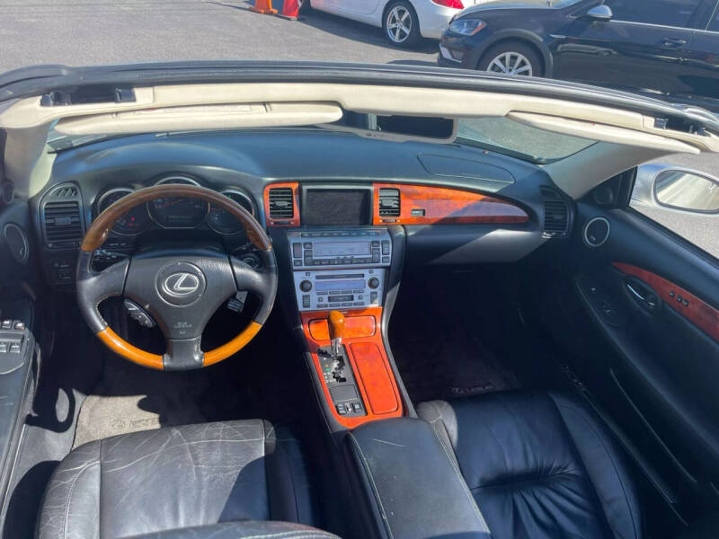 2002 Lexus SC 430