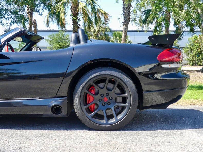 2004 Dodge Viper SRT-10