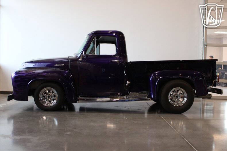 1953 Mercury M 100