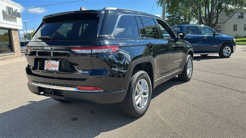 2025 Jeep Grand Cherokee Laredo X