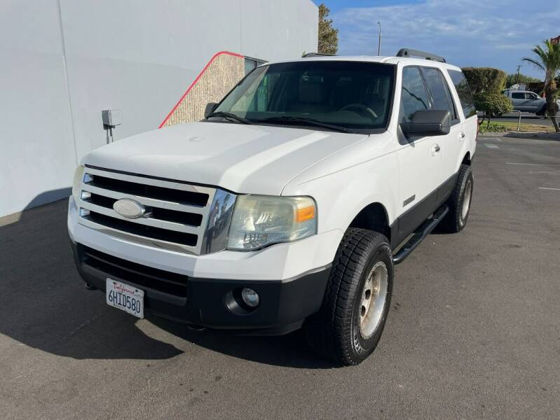 2007 Ford Expedition for sale at Easy Motors in Santa Ana CA