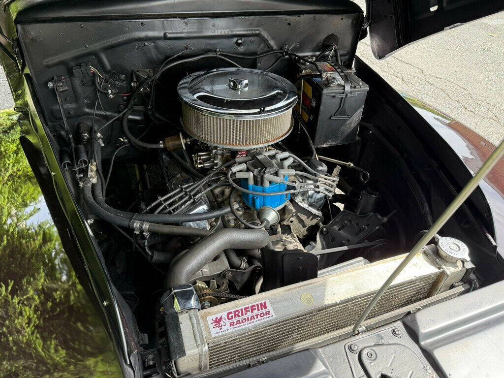 1952 Ford F1 48