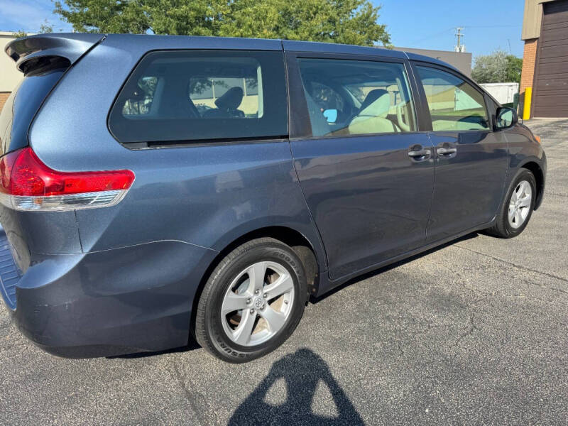 2014 Toyota Sienna L 7-Passenger
