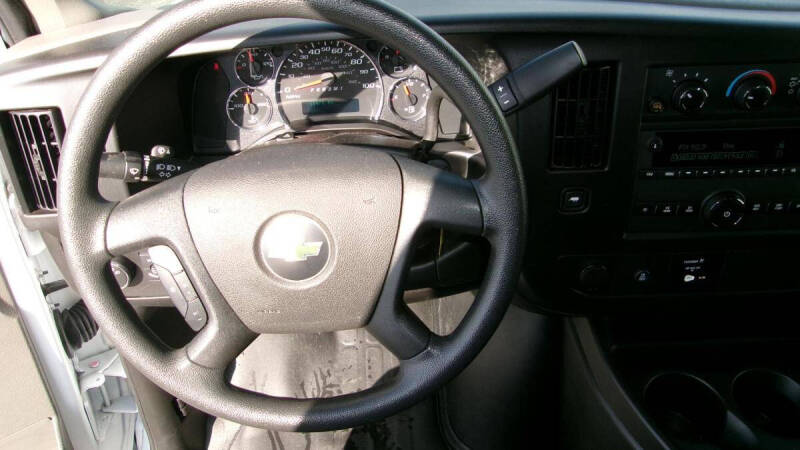 2024 Chevrolet Express 2500