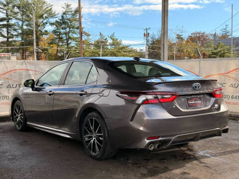 2023 Toyota Camry Hybrid