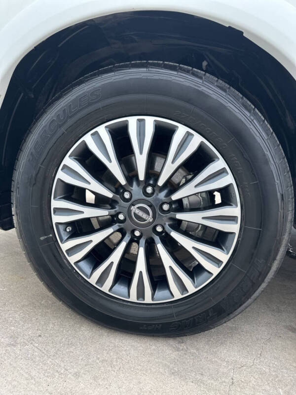 2022 Nissan Armada SL