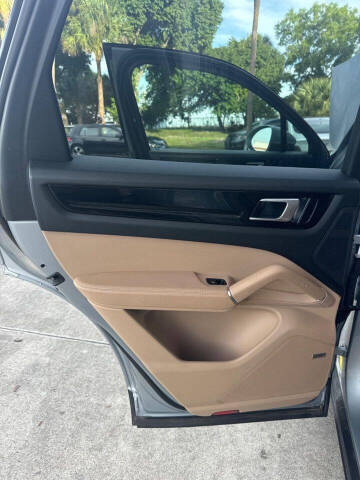 2020 Porsche Cayenne