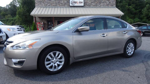 2014 Nissan Altima for sale at Driven Pre-Owned in Lenoir NC