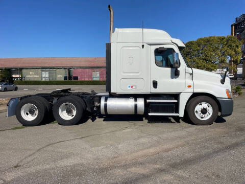 2014 Freightliner Cascadia