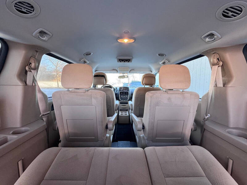 2016 Dodge Grand Caravan American Value Package