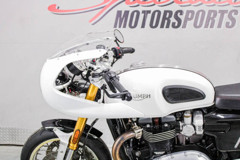 2018 Triumph Thruxton 1200