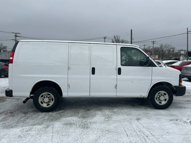 2016 Chevrolet Express 2500