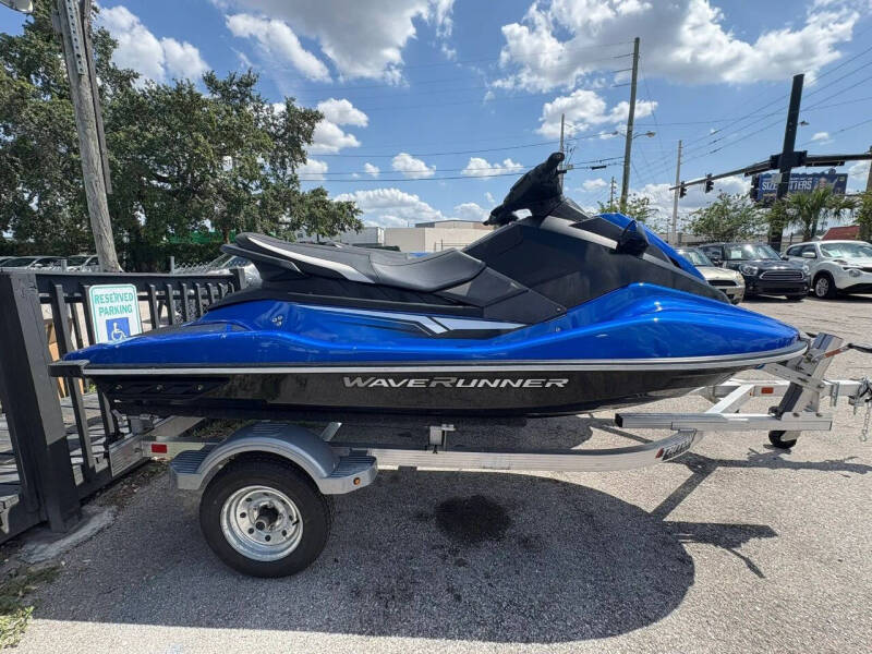 2018 Yamaha WAVE