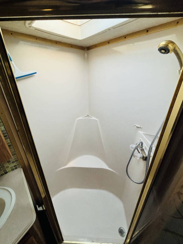 2004 National RV Sea Breeze