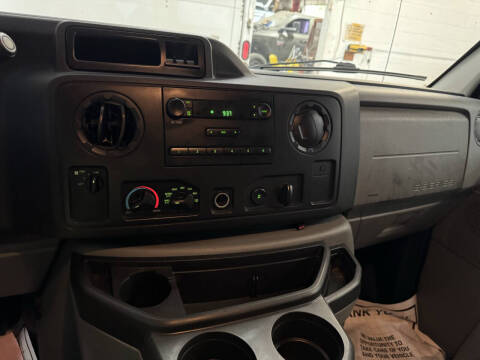 2011 Ford E-Series E-250