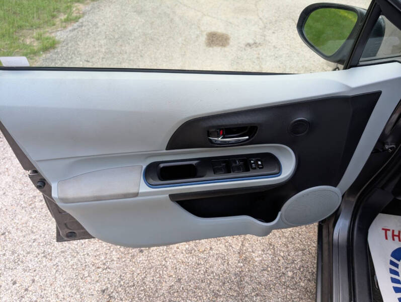 2012 Toyota Prius c One