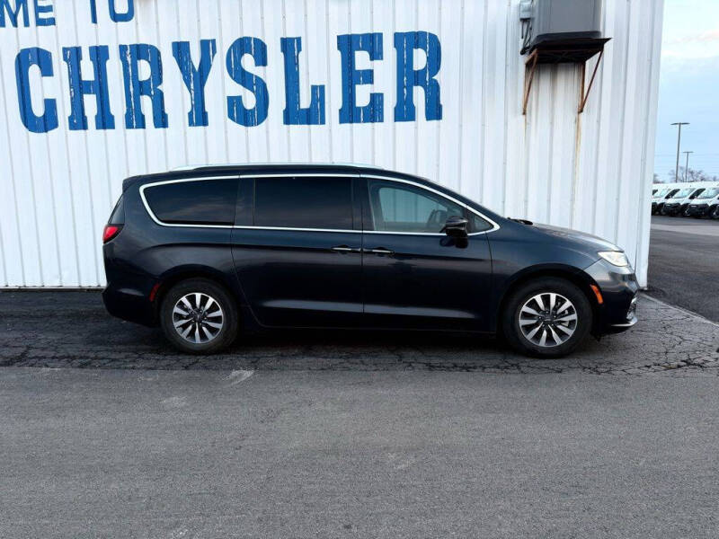 2021 Chrysler Pacifica Hybrid Touring L