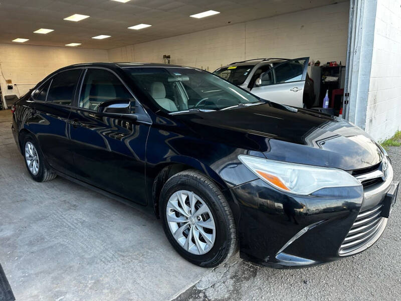 2017 Toyota Camry for sale at Ricky Auto Sales in Houston TX