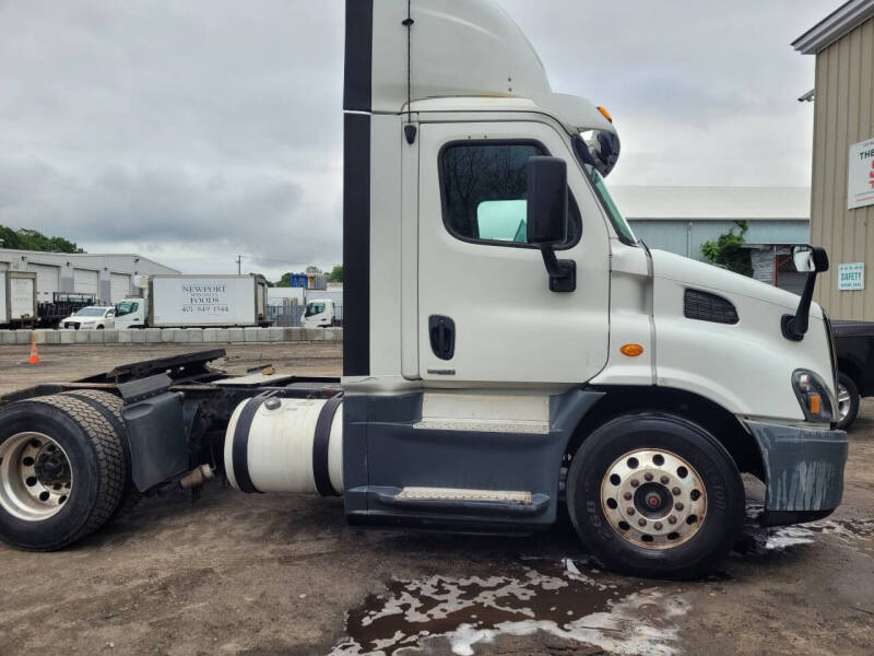2015 Freightliner Cascadia