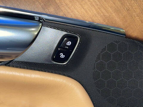 2018 Volvo XC90 T8 eAWD Inscription