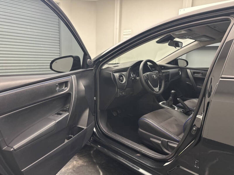 2018 Toyota Corolla SE