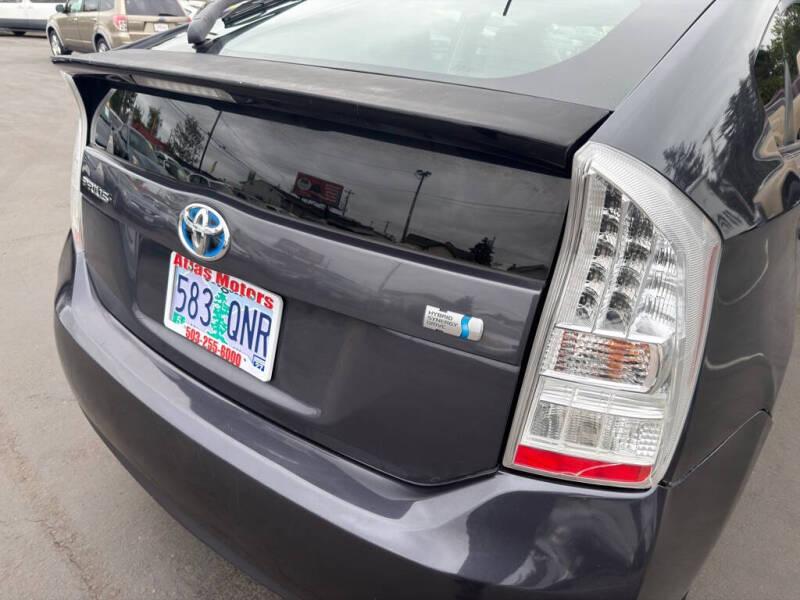 2010 Toyota Prius I