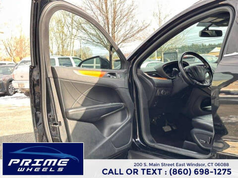 2017 Lincoln MKC Select