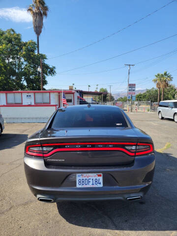 2016 Dodge Charger SXT