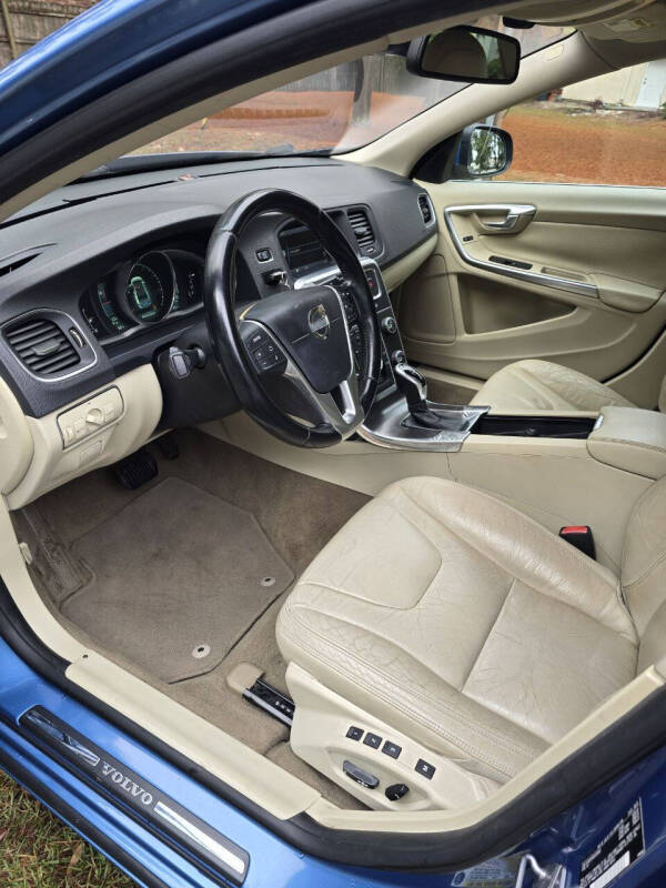 2014 Volvo S60 T5 Platinum