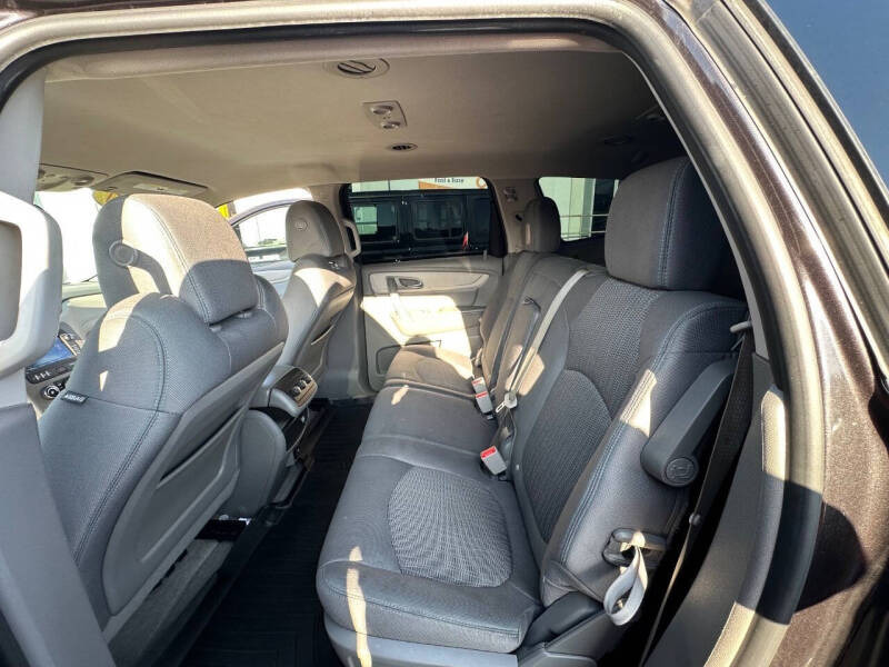 2017 Chevrolet Traverse LS