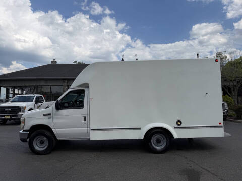 2015 Ford E-Series E-350 SD
