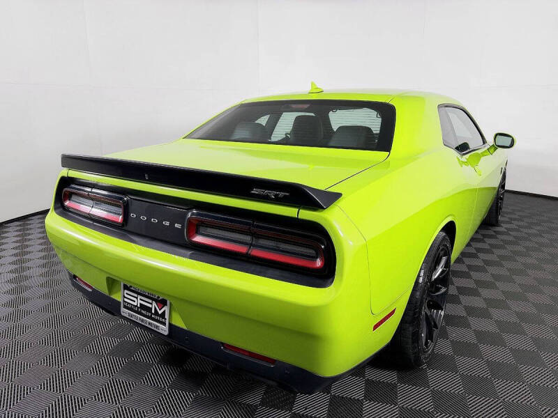 2015 Dodge Challenger SRT Hellcat