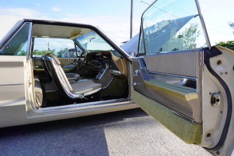 1964 Ford Thunderbird